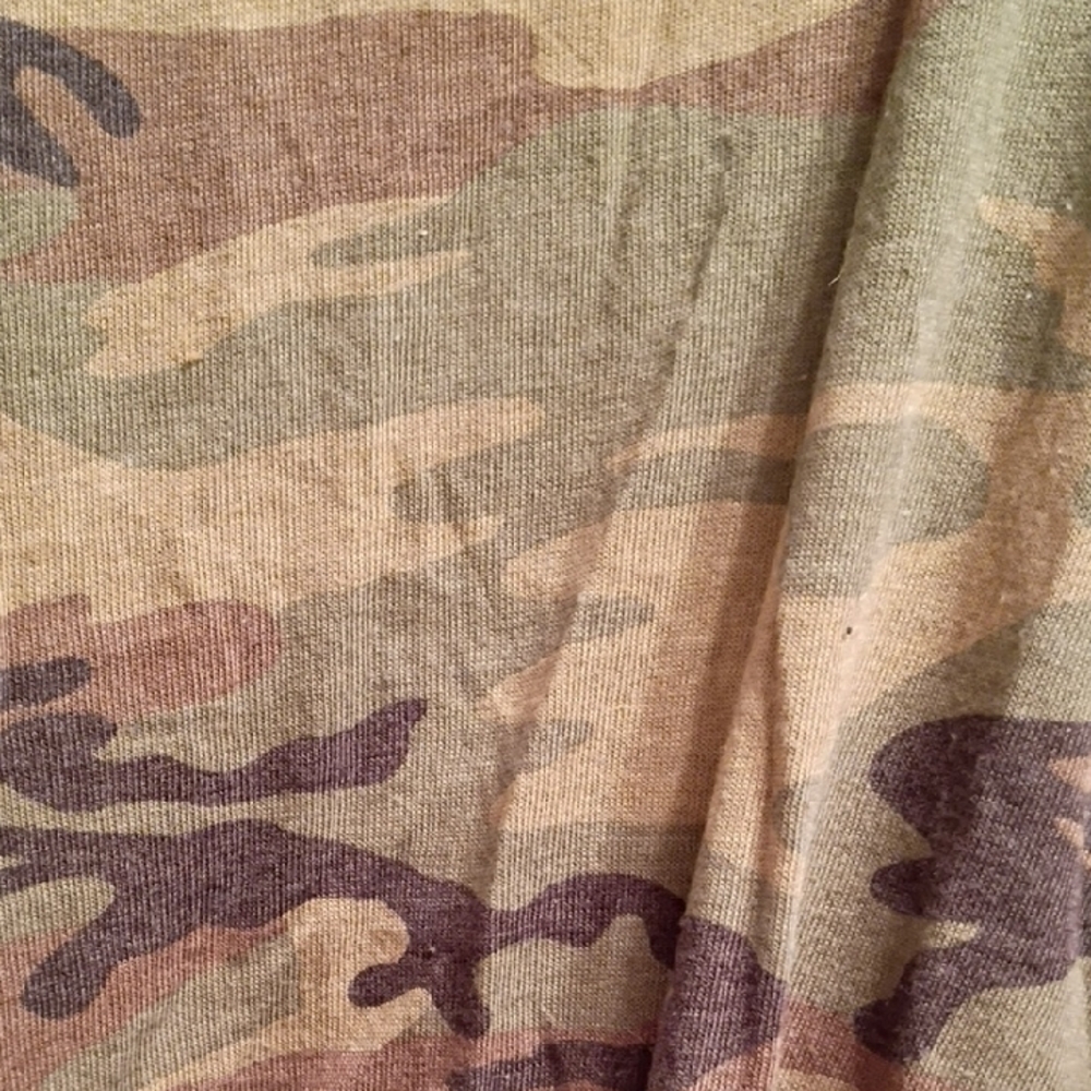 Camo Razor Back Tank - Picture 2 of 4